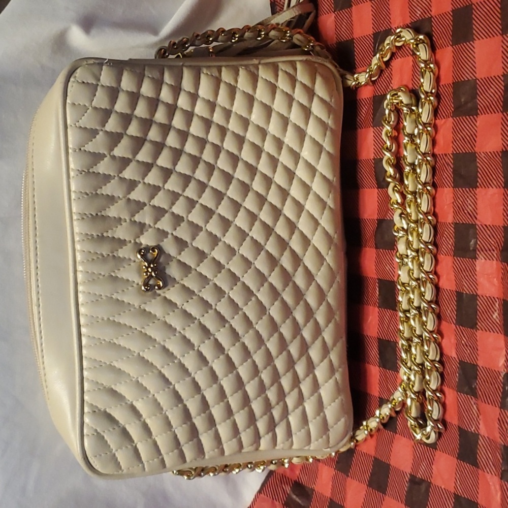 MAGNAM FASHIONS* - Picture 4 of 11